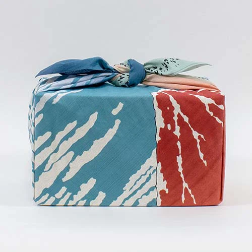 Art Furoshiki 104cm | South Wind, Clear Sky - Image 3