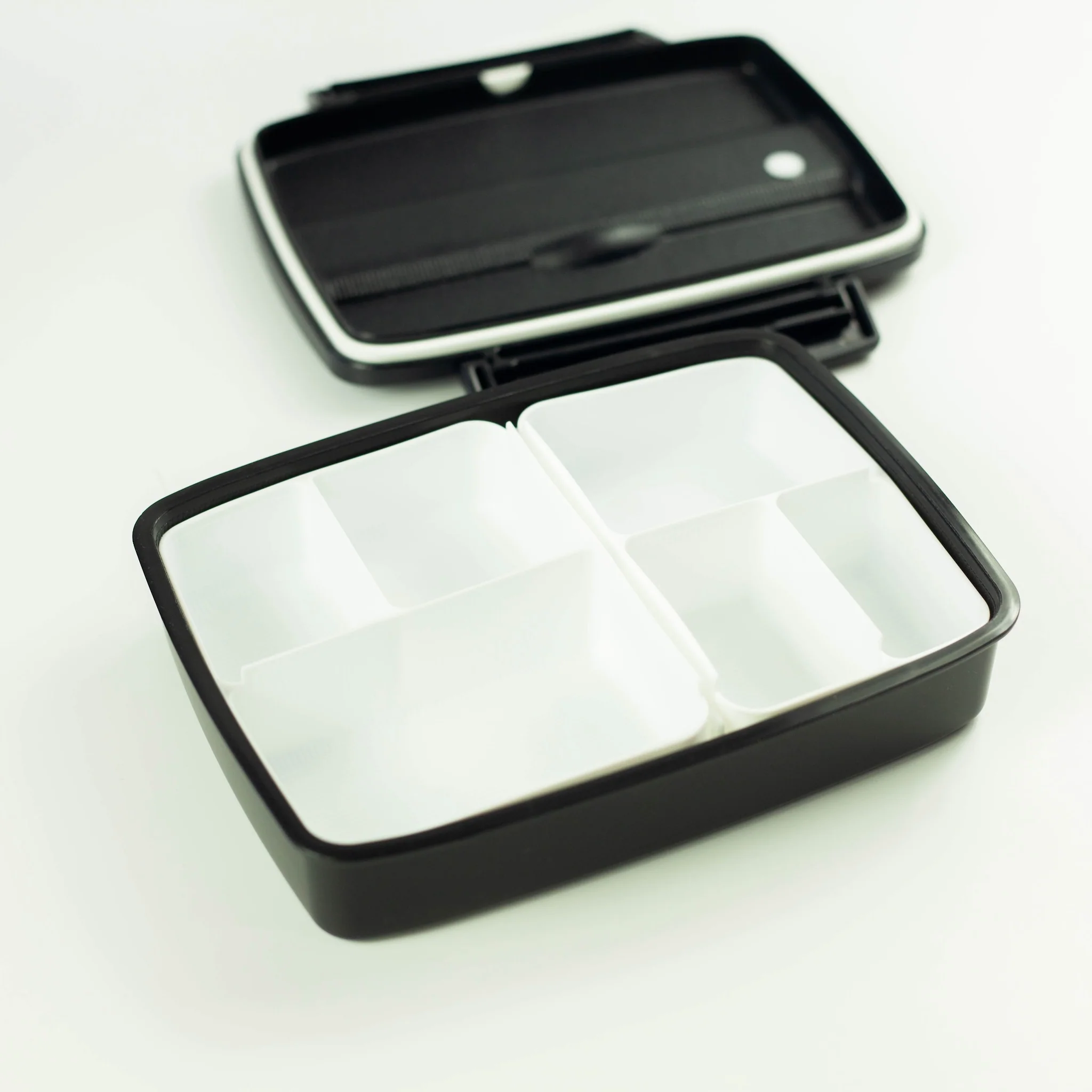 Shikiri Modern Plus Bento Box | 870ml - Image 6