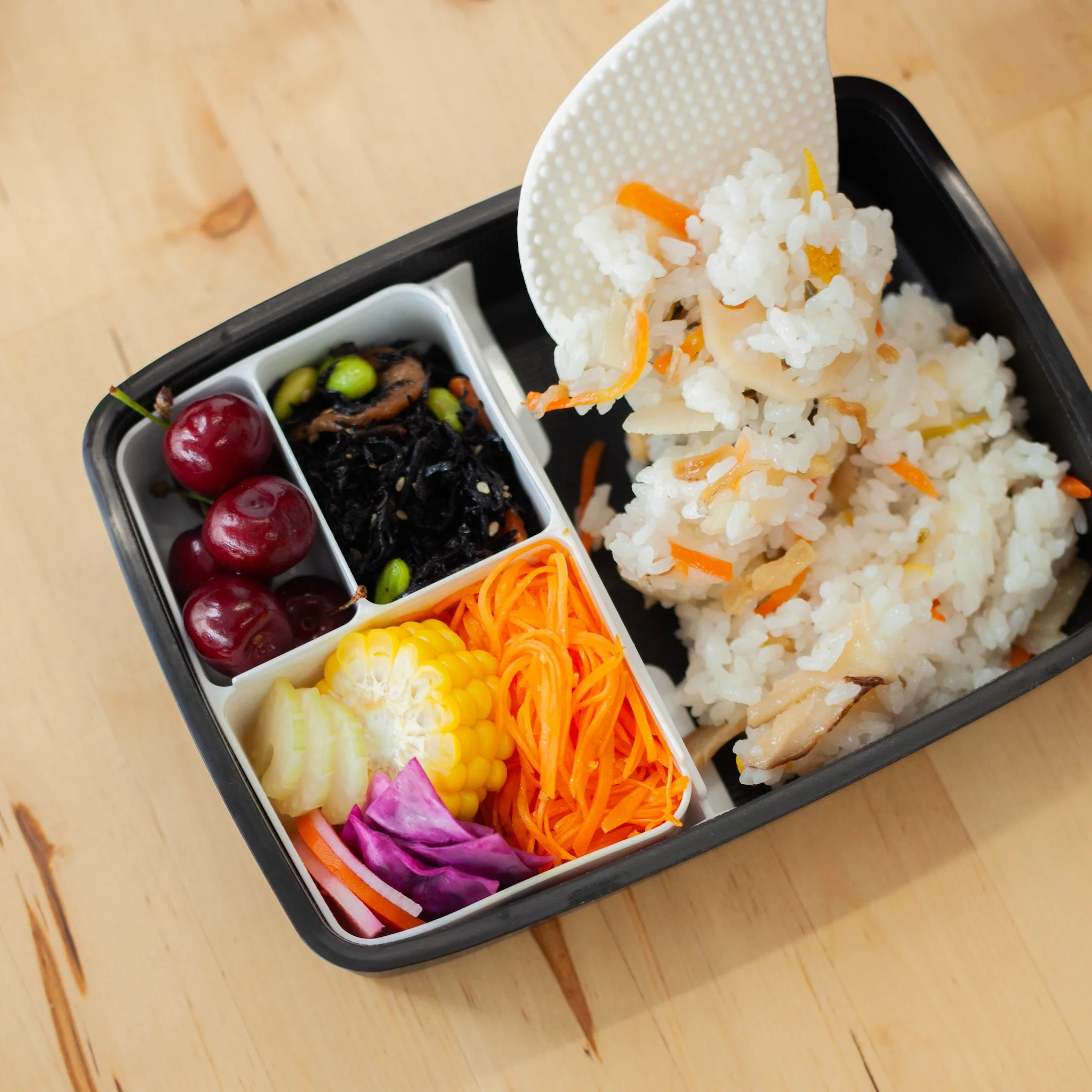Shikiri Modern Plus Bento Box | 870ml - Image 8